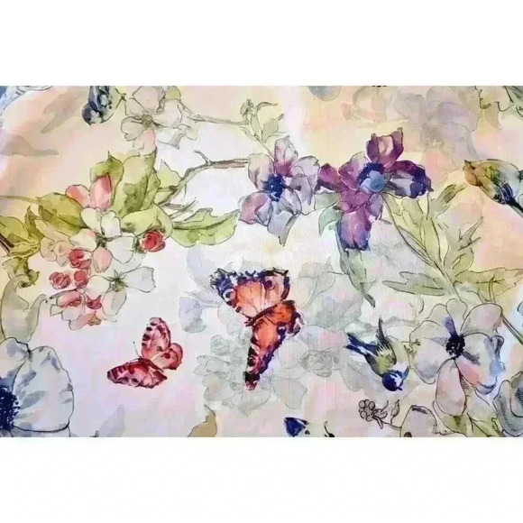 Chinoiserie ROUND 70" White WATERCOLOR Floral Butterfly Bird Cloth Tablecloth - Picture 4 of 4